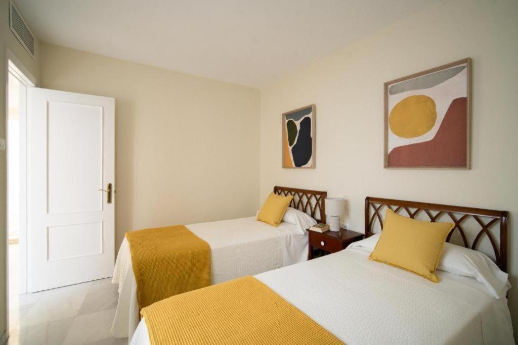 San Pablo Premium Suites Sevilla Buitenkant foto